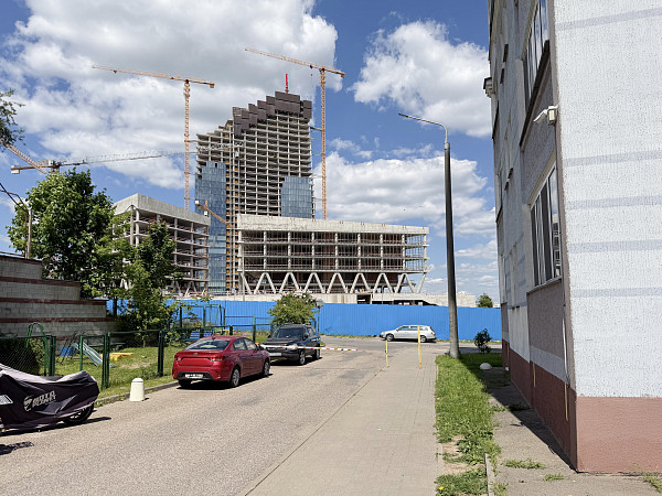 От заката до рассвета наслаждайтесь прекрасными видами из окон на Слепянскую водную систему