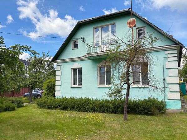 Дом с душой и большим участком в одном из лучших мест города