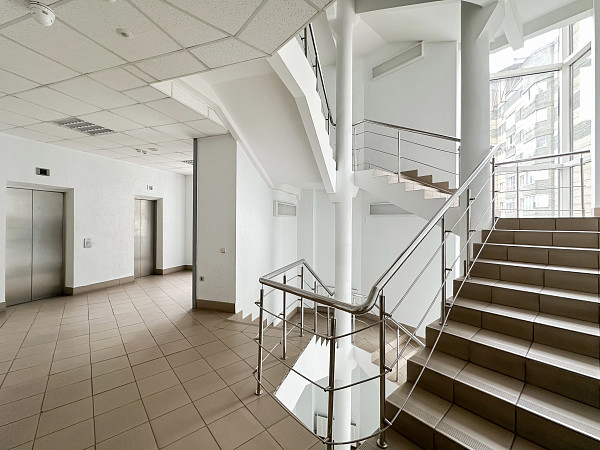 Продаётся офис 204,5 м² в бизнес-центре «Немига-Сити»