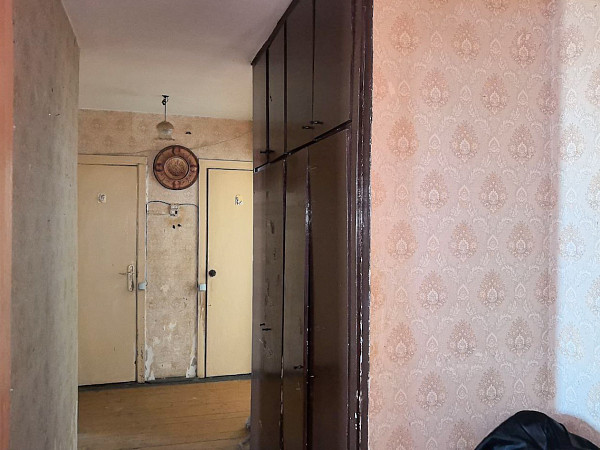 Продажа комнаты в 3-комнатной квартире, ул. Голодеда 2А