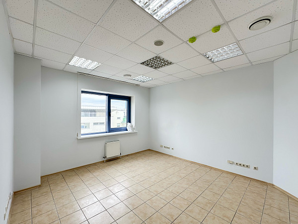 Продаётся офис 204,5 м² в бизнес-центре «Немига-Сити»