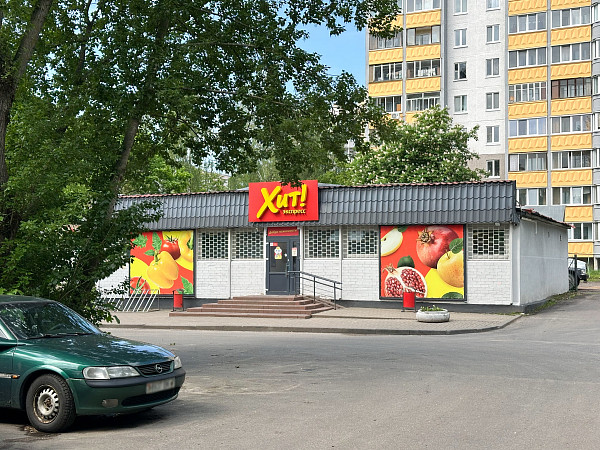Квартира в доме возле метро Спортивная, 800 метров