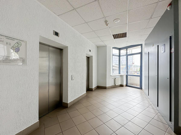 Продаётся офис 204,5 м² в бизнес-центре «Немига-Сити»