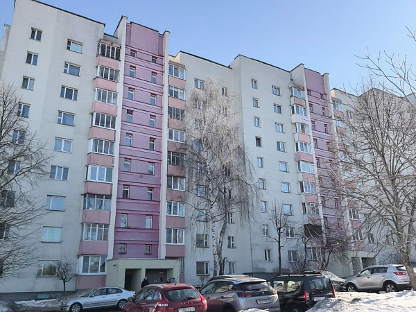 Продажа комнаты в 3-комнатной квартире, ул. Голодеда 2А