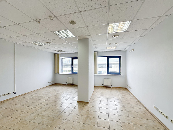 Продаётся офис 204,5 м² в бизнес-центре «Немига-Сити»