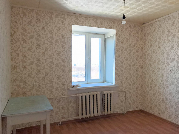 Продажа комнаты в 3-комнатной квартире, ул. Голодеда 2А