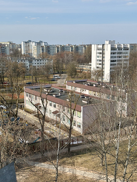 3-комнатная квартира в кирпичном доме рядом со ст.м "Пушкинская"