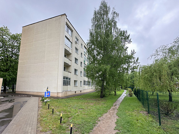 Продается уютная двухкомнатная квартира в тихом центре столицы